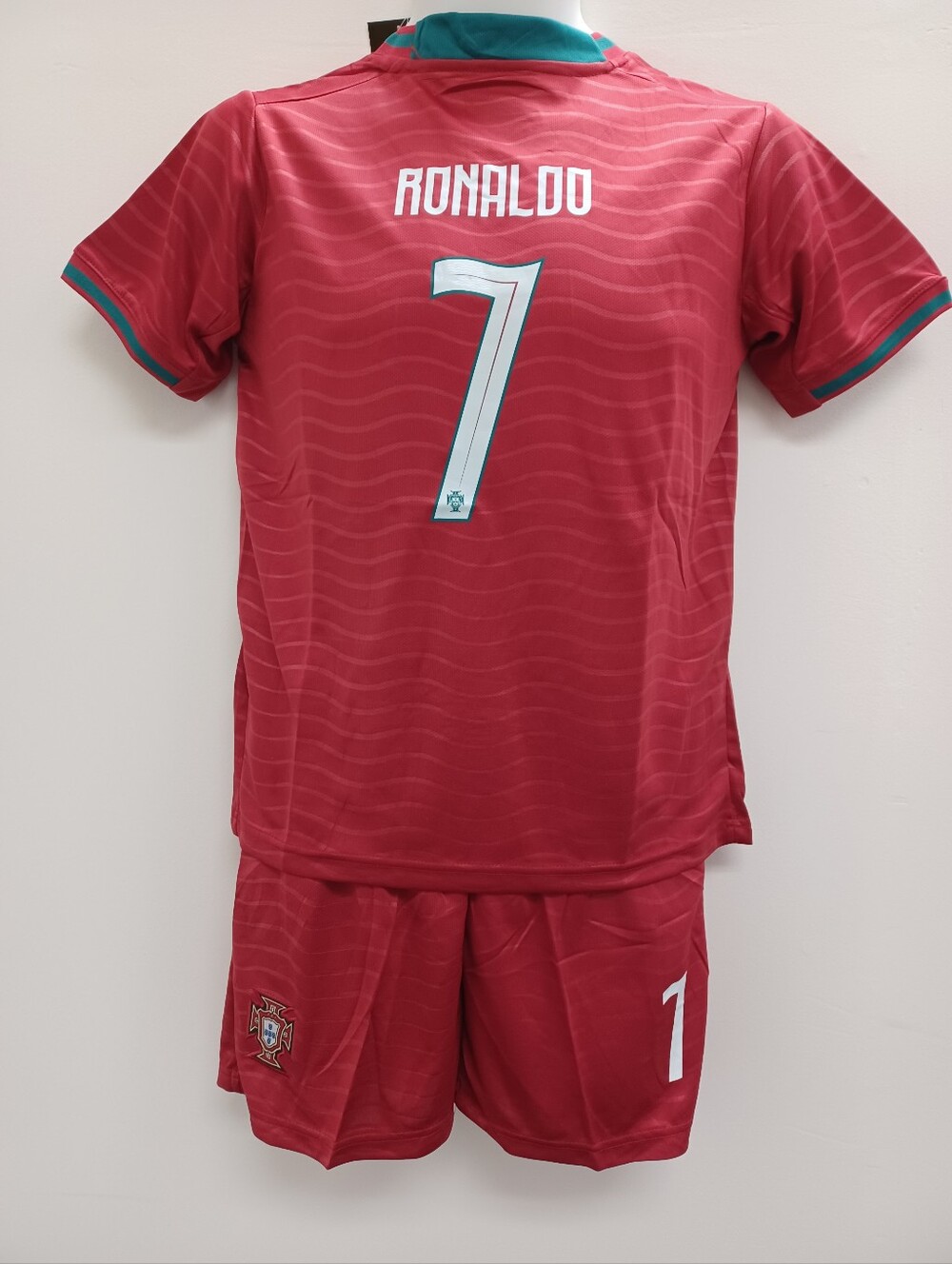 Kids Portugal Soccer Uniform Jersey and Shorts Set, Ronaldo, Diferent Sizes